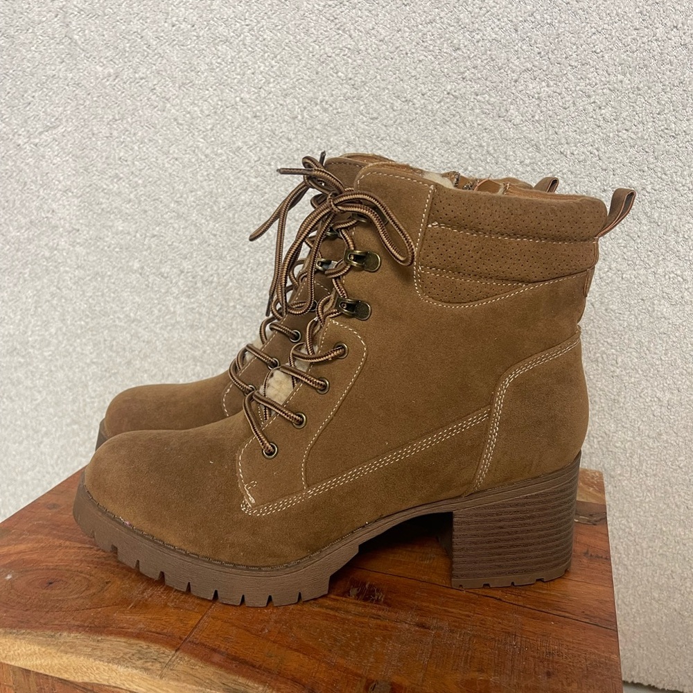 Pop Women’s Block Heel Boots